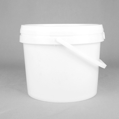 Plastikowe wiadro na żywność nadające się do recyklingu 6 l z pokrywką i przenośne