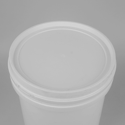 Białe plastikowe wiadra o pojemności 20 litrów i pojemności 5 galonów w kształcie okrągłym z pokrywką zatrzaskową