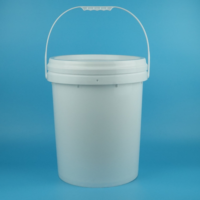 Okrągły plastikowy bęben o pojemności 19 kg z uchwytem i pokrywką na farbę