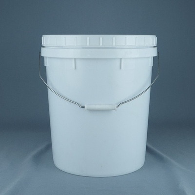 Zamknięta, zaokrąglona plastikowa wiadra do wygodnego i bezpiecznego przechowywania