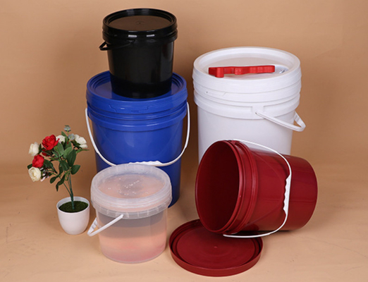 Tkaniny z opakowaniami do plastikowych wiaderek żywnościowych z dostępną pokrywą