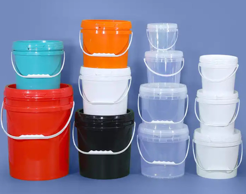 Ściskacz zawiera 5 galonów plastikowych wiaderek o pojemności 20 l i średnicy 11,5 cala