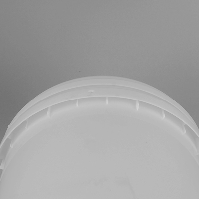 Białe wiadra żywnościowe 1L-5L z pokrywką