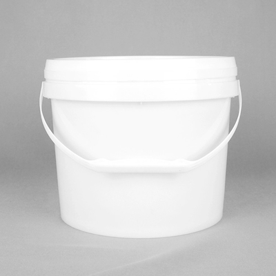 Plastikowe wiadro na żywność nadające się do recyklingu 6 l z pokrywką i przenośne