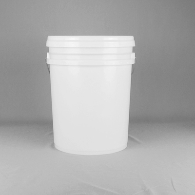 Ściskacz zawiera 5 galonów plastikowych wiaderek o pojemności 20 l i średnicy 11,5 cala
