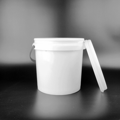 Okrągłe plastikowe wiadro 5L z pokrywką